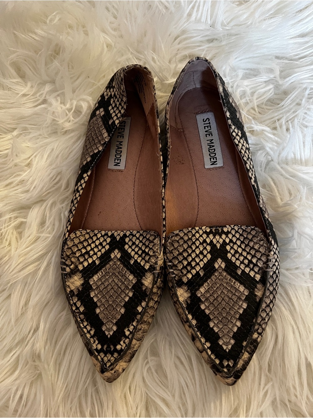 Steve Madden Feather Flats - Snake 6.5
